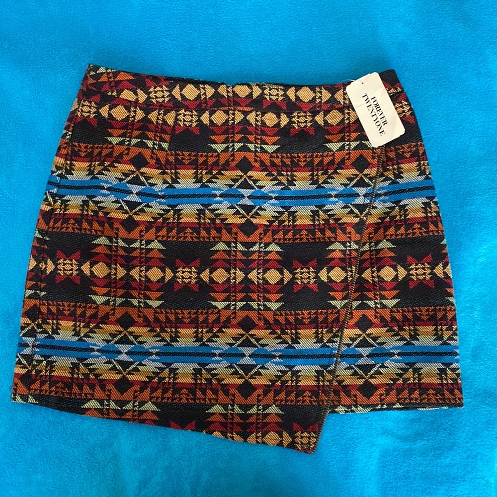 Forever 21 Geometric Mini Skirt